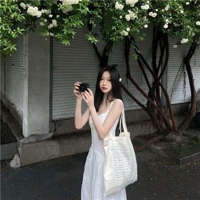 只能爱一个